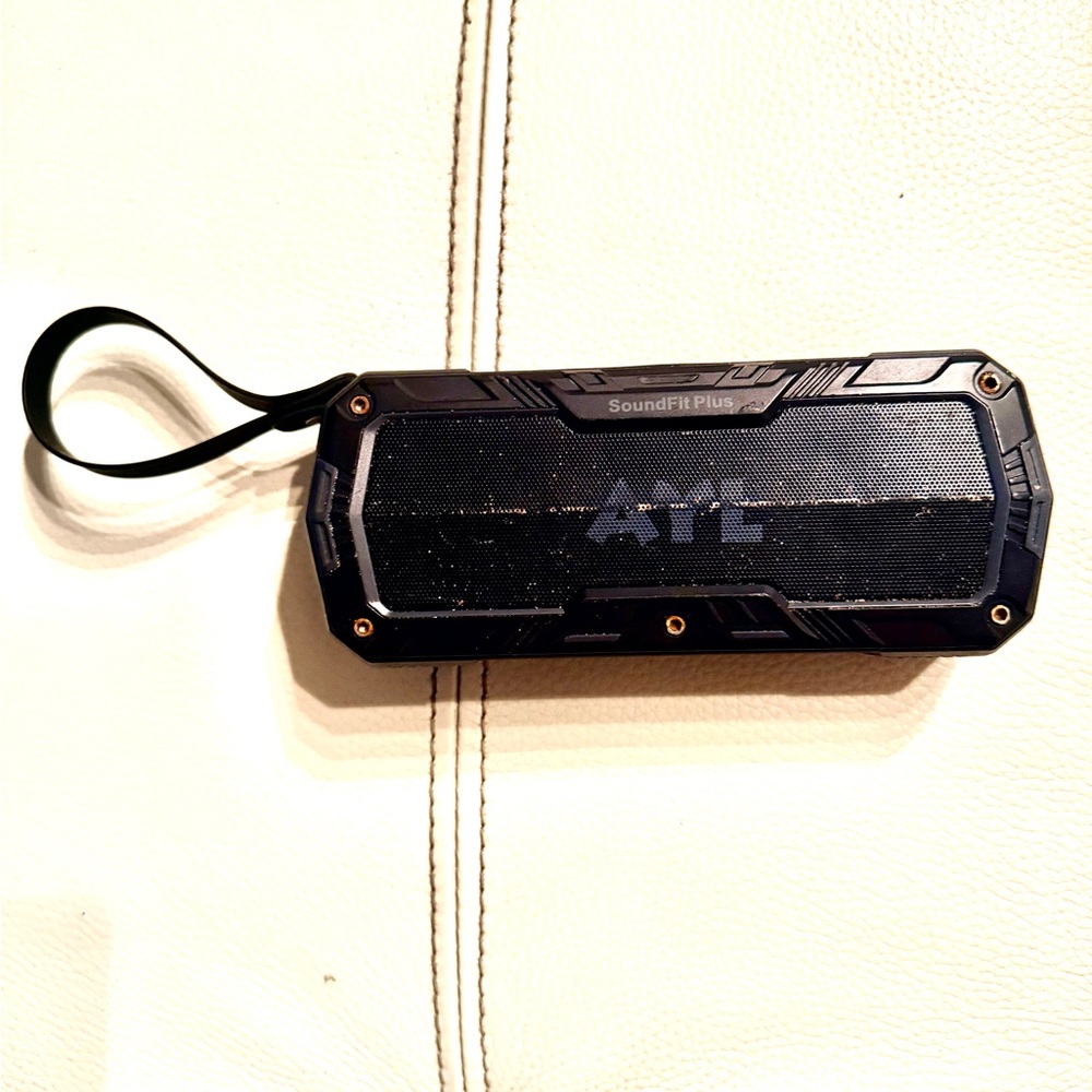 SoundFit AYL Portable Bluetooth Speaker